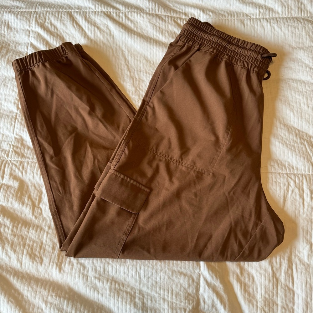 Old Navy Brown stetchtech joggers size medium